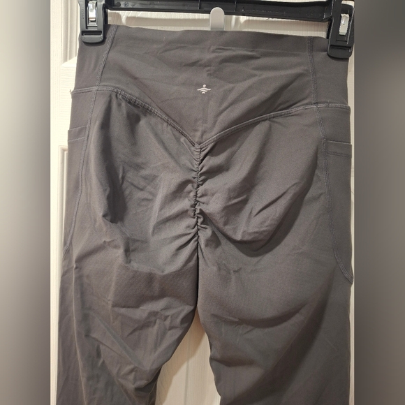 HALARA Women's Gray Joggers - Picture 4 of 6